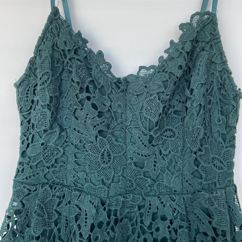 ASTR The Label Green Lace Dress - Picture 2 of 14